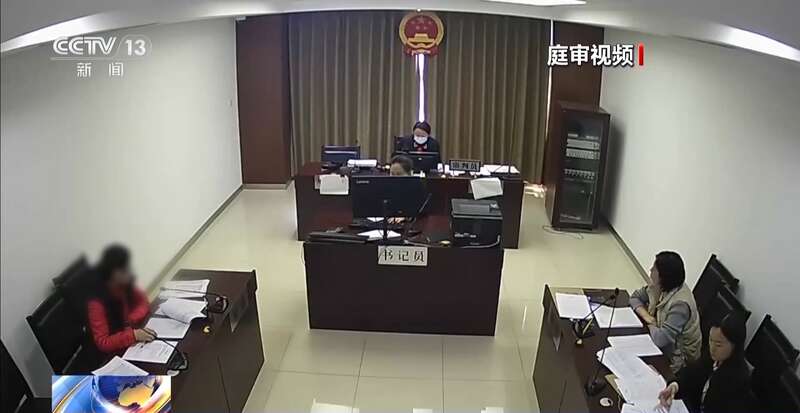 洗墩布被辞退 法院：支持！儿童安全重于一切j9九游会入口首页一名厨工在幼儿园洗碗池里(图13)